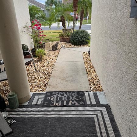 Ruskin Fl Private 2 Bdrm 1 Bath Suite Common Areas Shared With Host And Cat 外观 照片