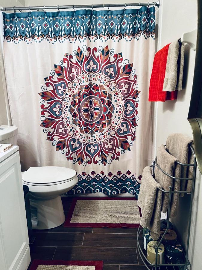Ruskin Fl Private 2 Bdrm 1 Bath Suite Common Areas Shared With Host And Cat 外观 照片